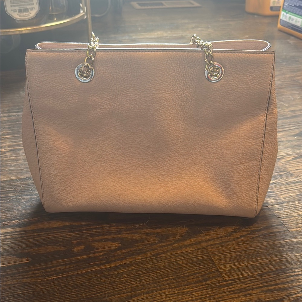 Elegant Pink Leather Tote Bag